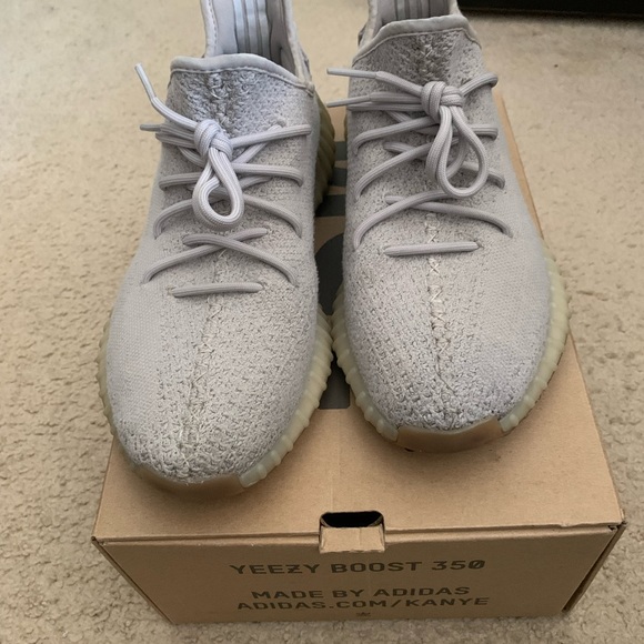 Yeezy 350 V2 Sesame - Picture 3 of 8